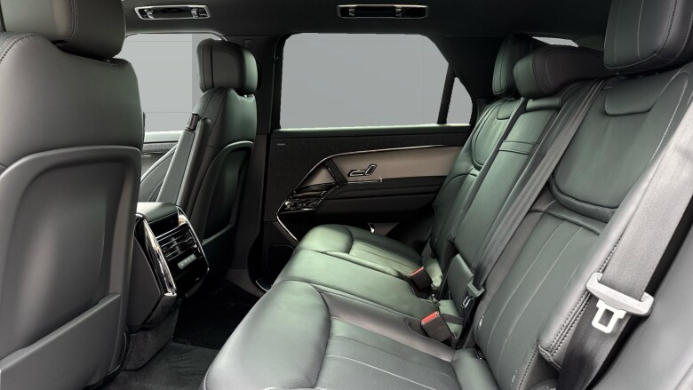 Land Rover Range Rover Sport 3.0 D250 Edition 5dr Auto Diesel Estate
